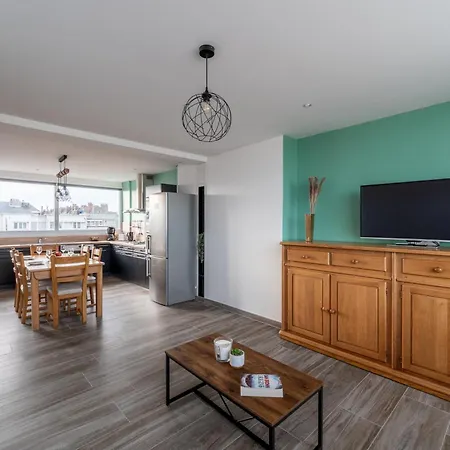 Malo-les-bains Lumineux Et Traversants Face A La *