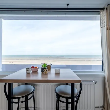 Malo-les-bains Lumineux Et Traversants Face A La *